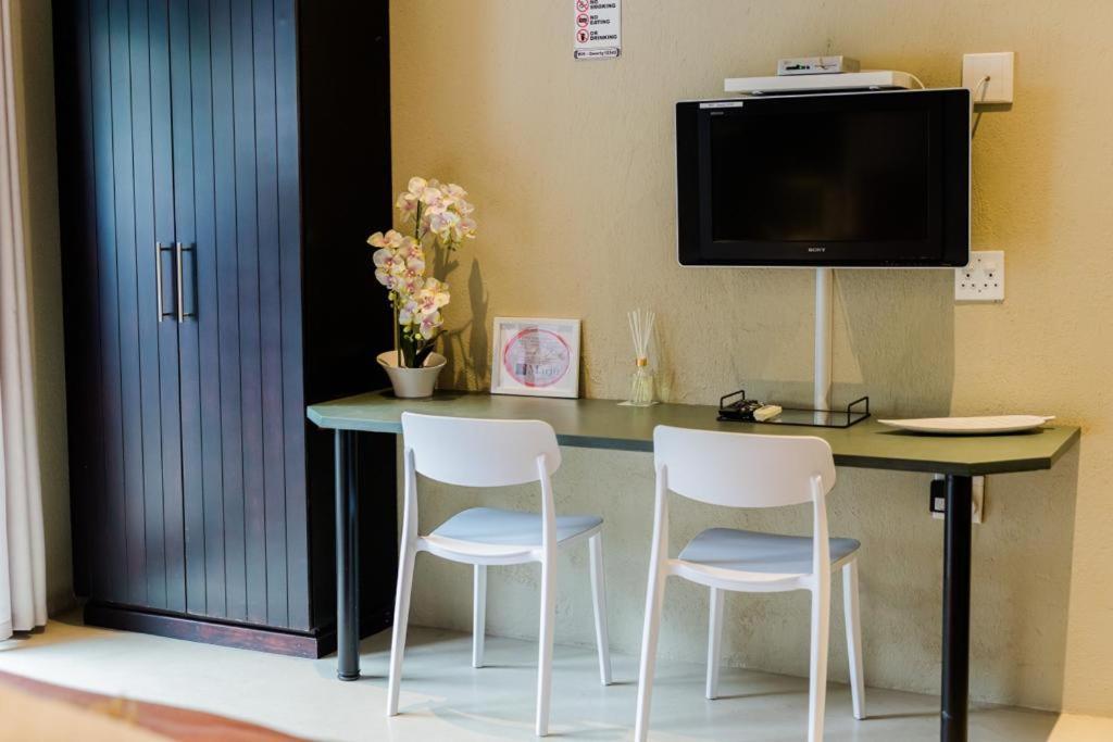 נלספרויט Mariu Upmarket Accommodation מראה חיצוני תמונה